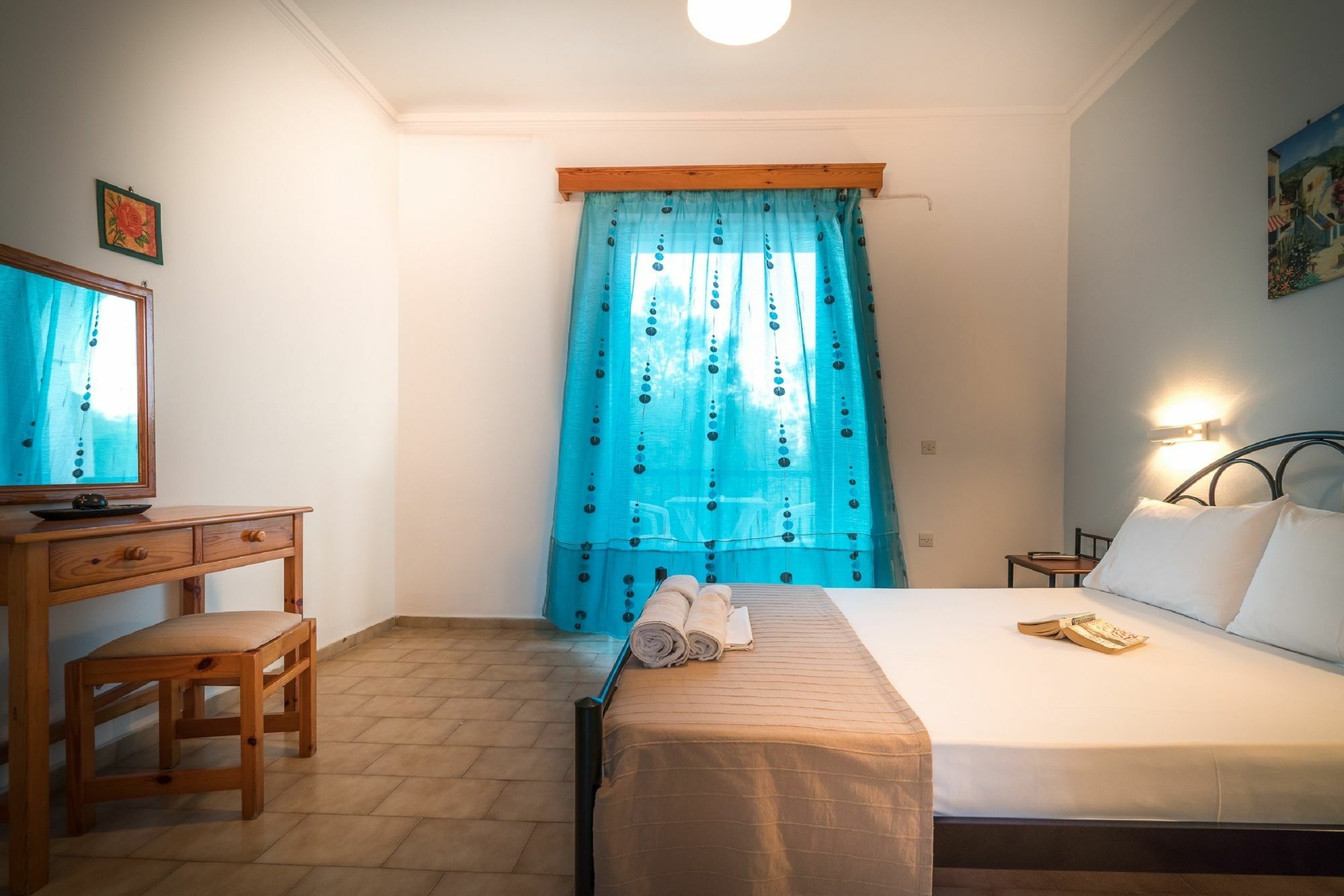 Tota Studios Tsilivi  Luaran gambar